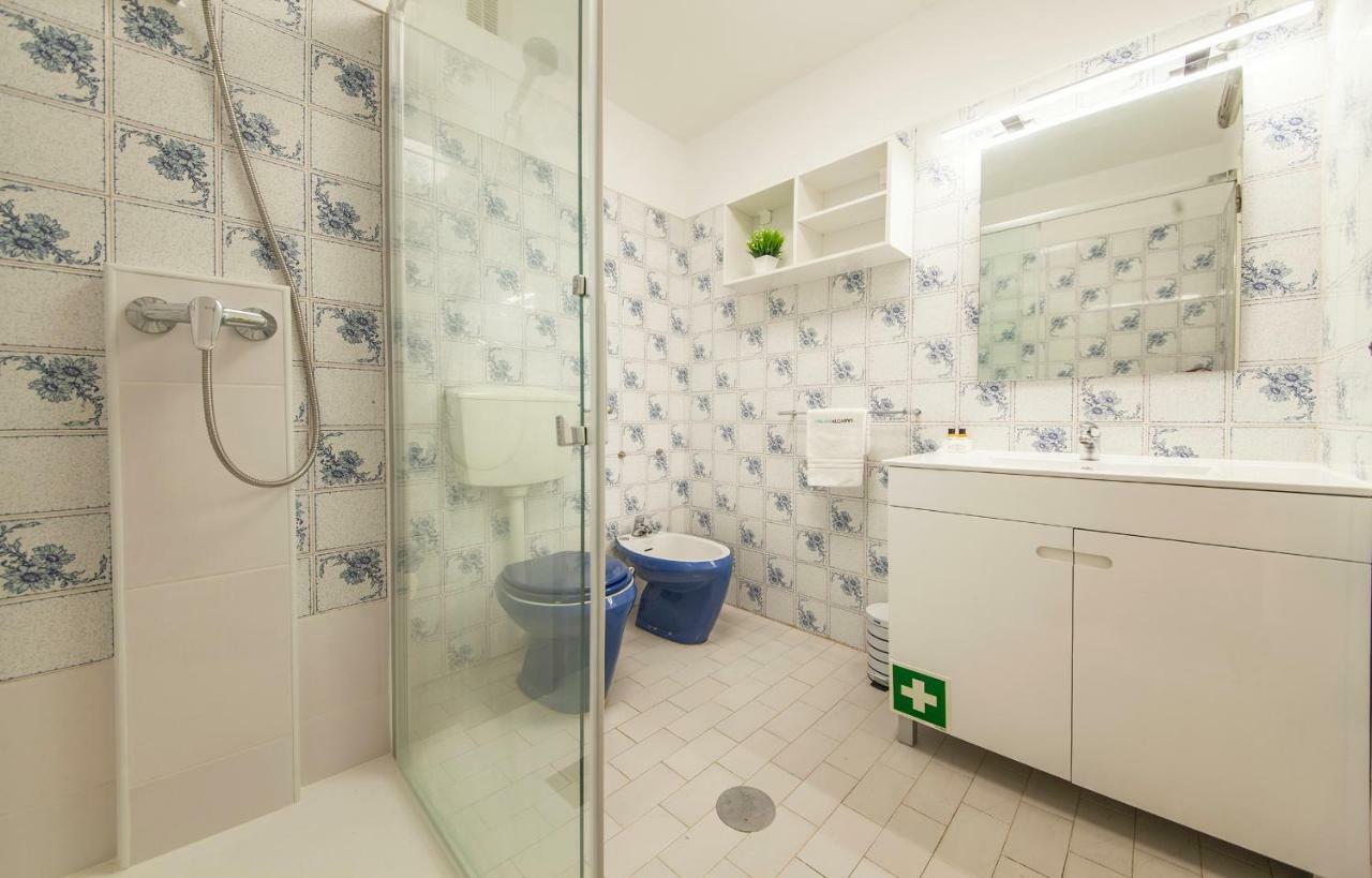 Pangsapuri 80 m² dengan 2 bilik tidur dan 1 bilik mandi peribadi di Praia do Vau Portimao Luaran gambar