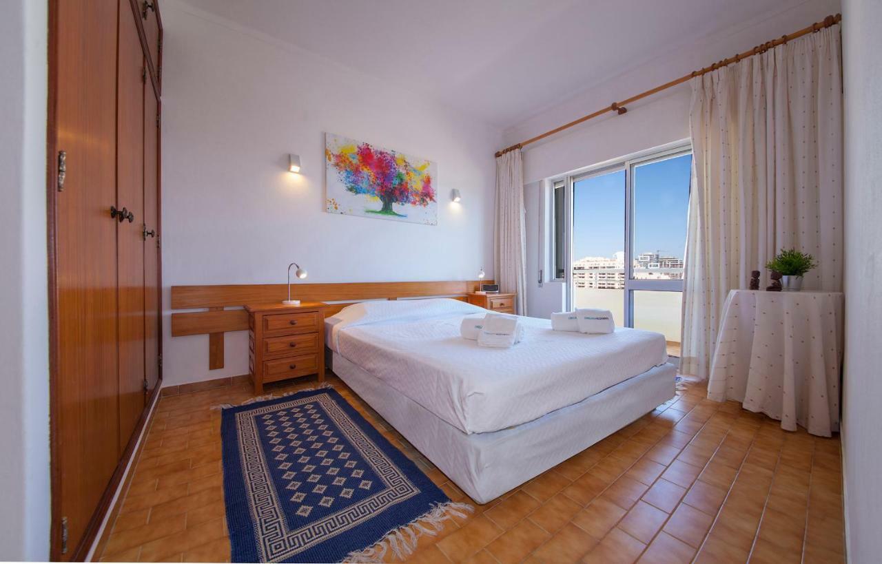 Pangsapuri 80 m² dengan 2 bilik tidur dan 1 bilik mandi peribadi di Praia do Vau Portimao Luaran gambar